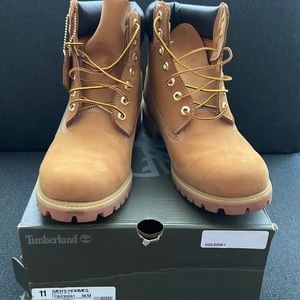 New Men size 11 timberlands Original  Wheat Nubuck